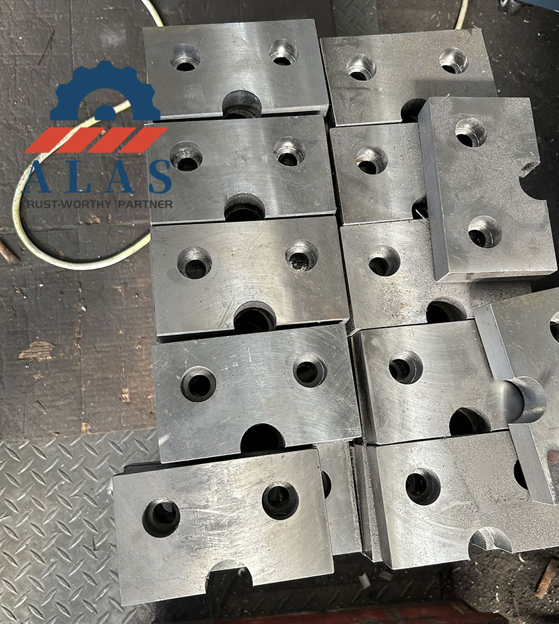 Custom Rebar Shearing Machine Knives Cuchillas para máquina cortadora de barras de refuerzo y bloques de corte de metal de alta resistencia fabricados a medida directamente del proveedor