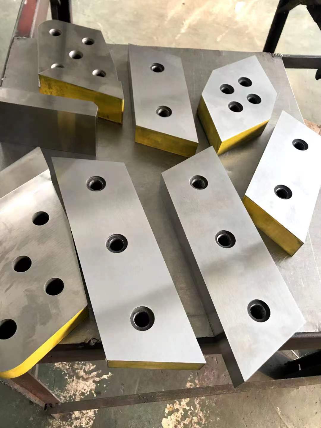 Cuchilla de corte con mosca