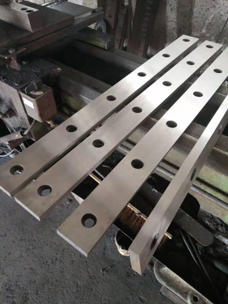 Precio de la cuchilla de la máquina cortadora