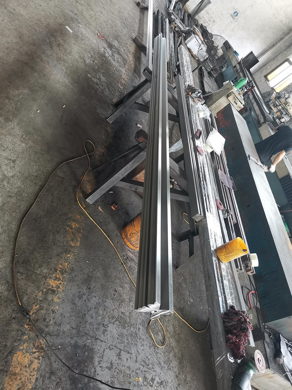 prensa-freno-v-die-factory-02 