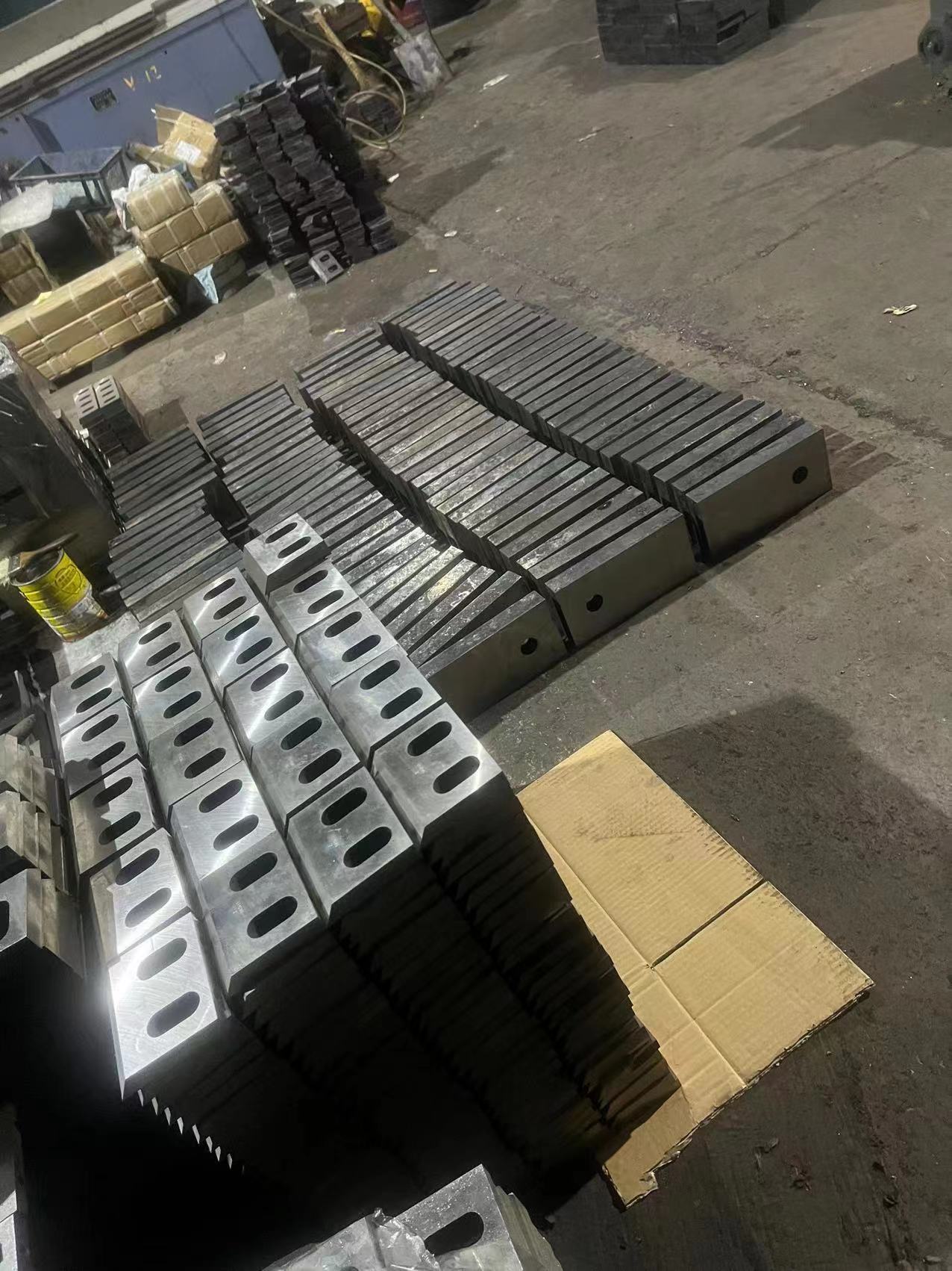 cuchillas-trituradoras-de-plastico-industrial-05 