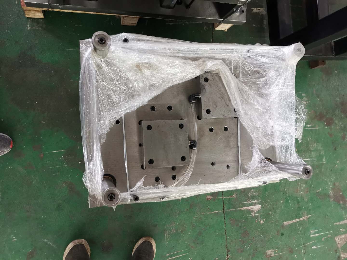 Unidad de troquelado y conformado-02 