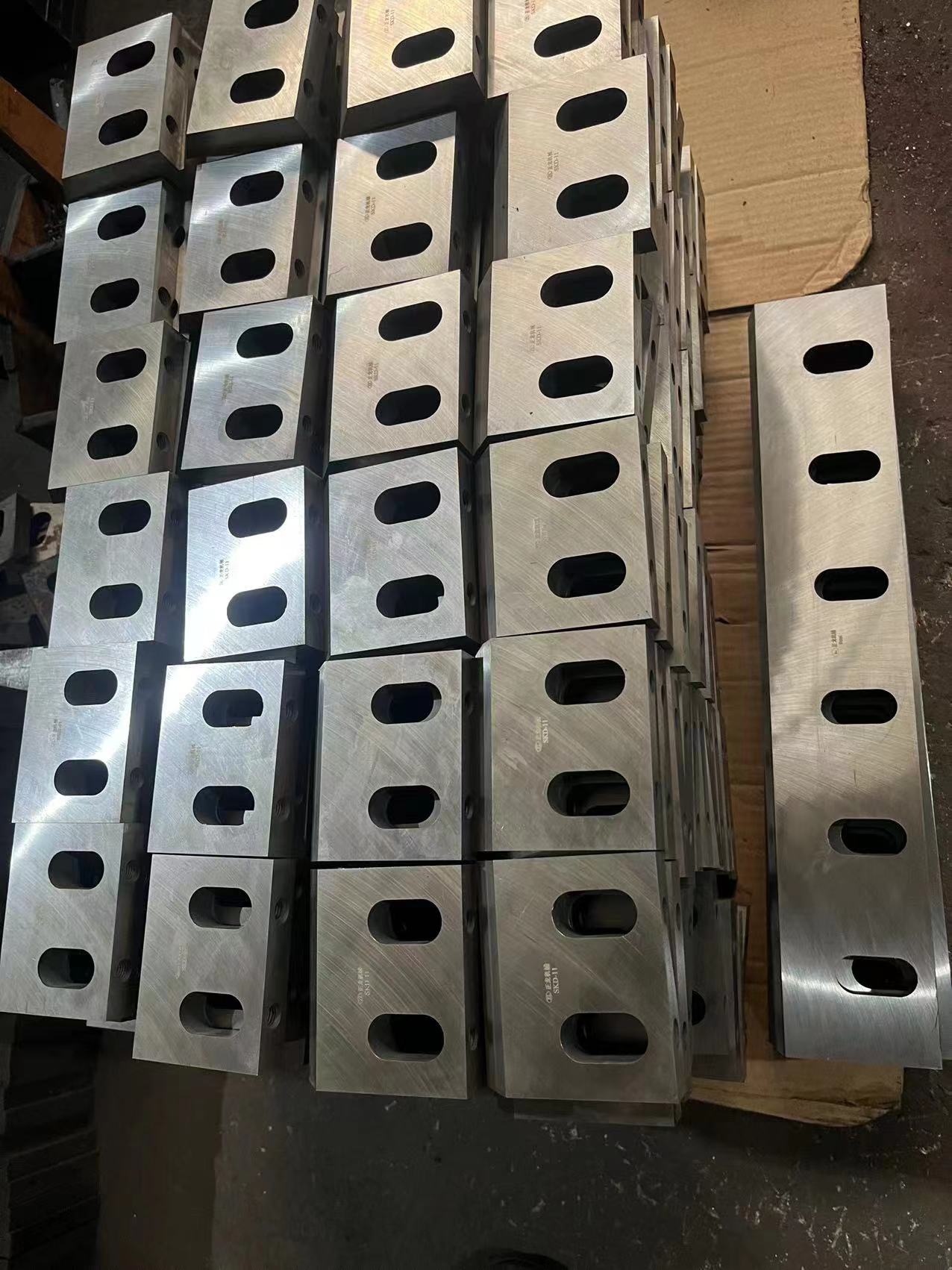 Cuchillas trituradoras de plástico duro