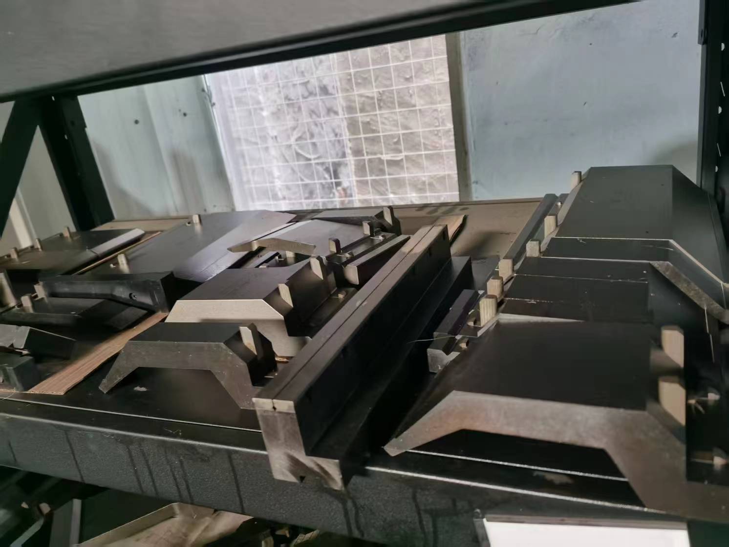 prensa-freno-herramientas-almac&eacute;n-inventario-05 