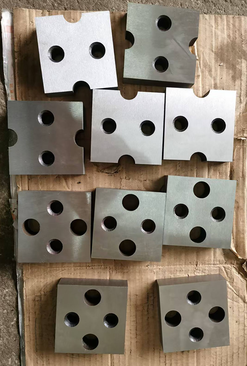 Cuchillas de m&aacute;quina cortadora de barras de refuerzo resistentes al desgaste hechas de acero de aleaci&oacute;n H13 para uso industrial