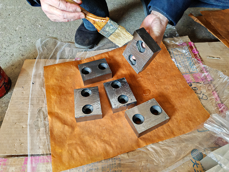 rebar-blade-anti-rust-oil-coating