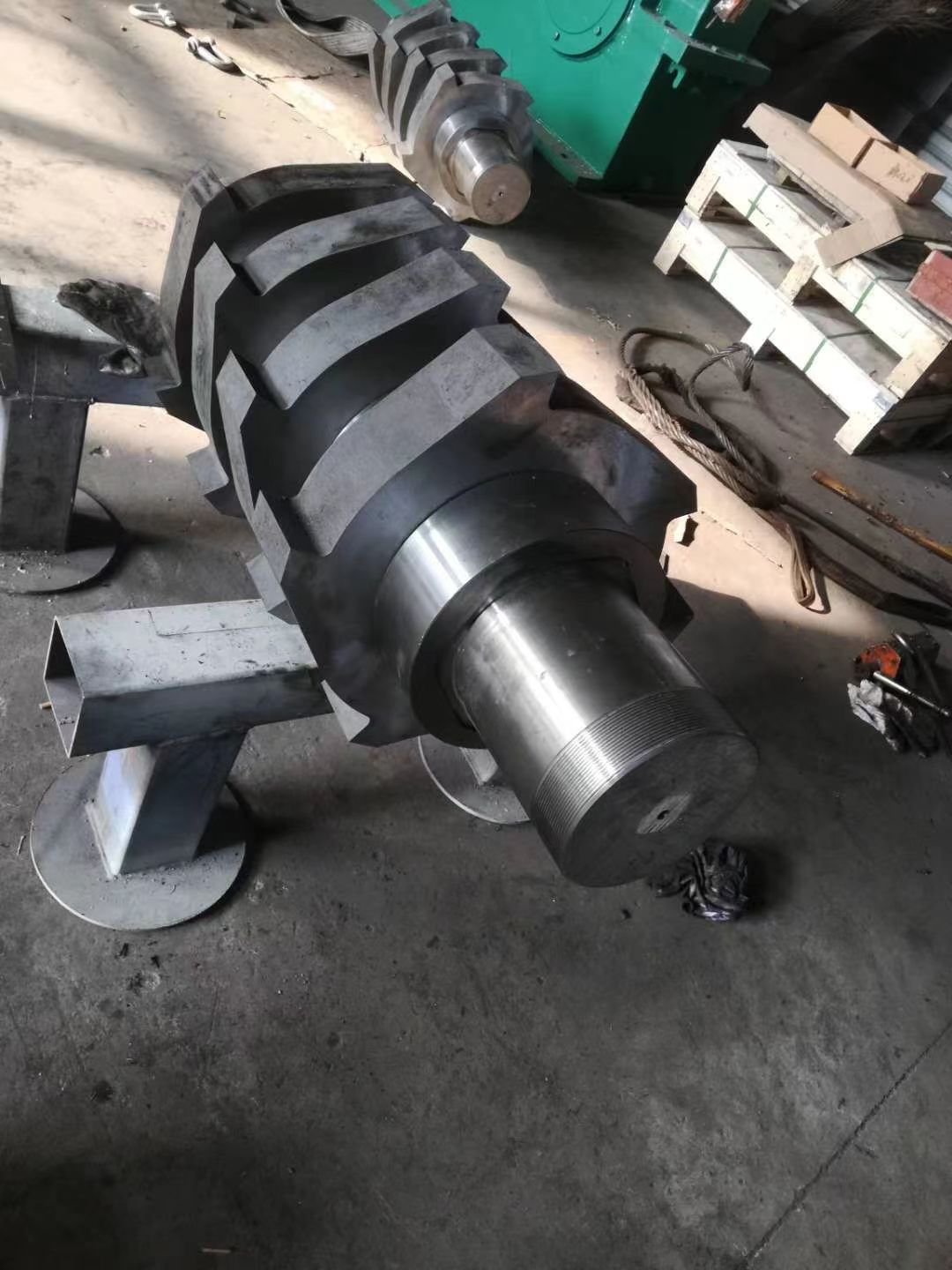 -eje-de-trituradora-doble-con-cuchillas-07