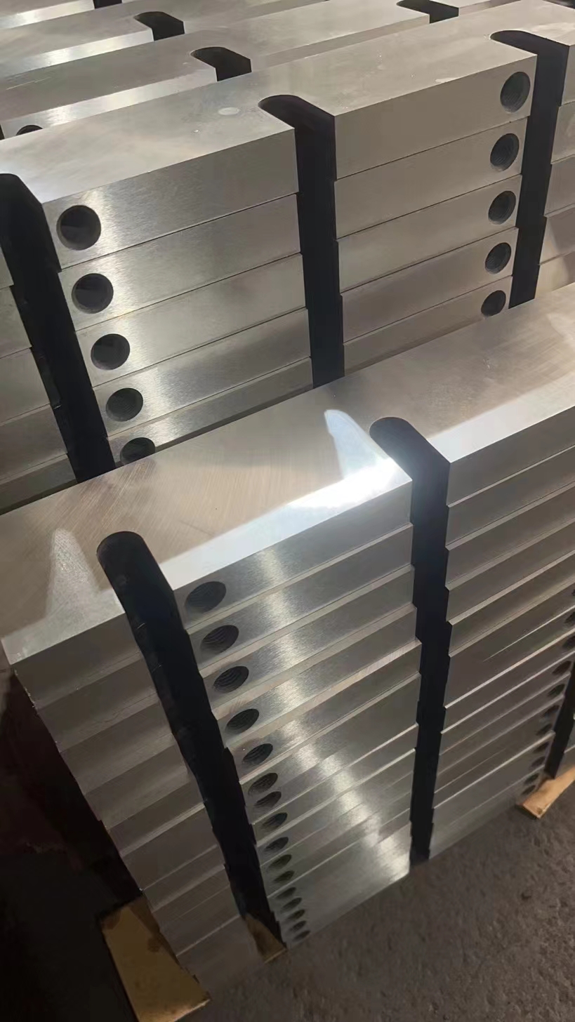 Cuchillas para trituradora de madera (2) 