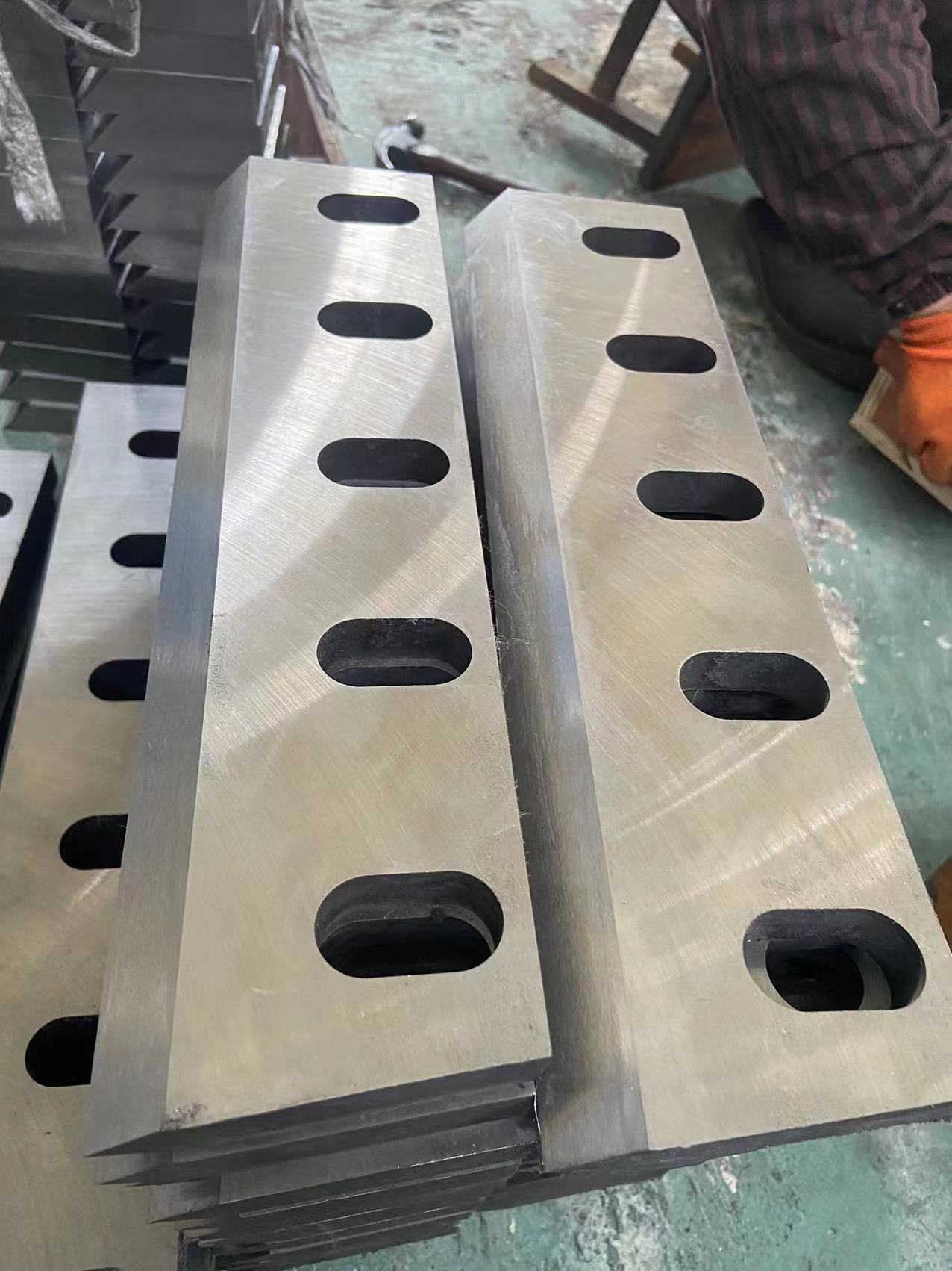 Cuchillas trituradoras de pl&aacute;stico (47) 