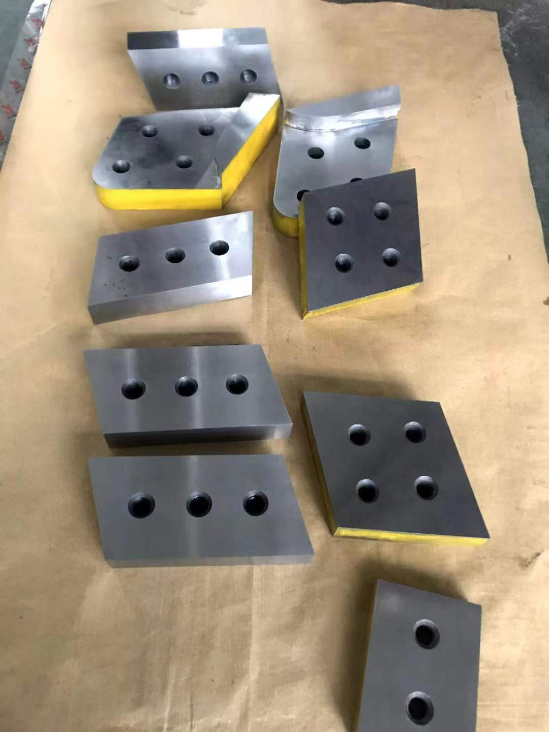 Cuchillas-volantes-para-laminaci&oacute;n-de-acero-01 