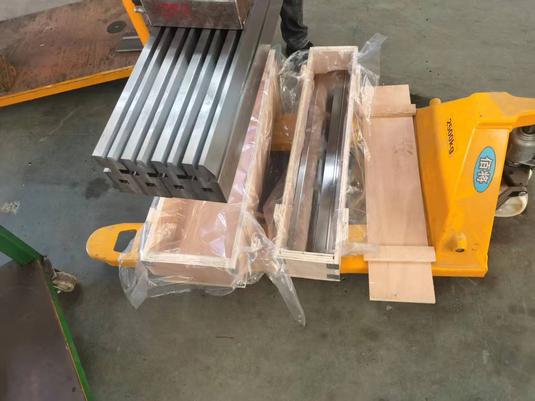 dobladora-troquel-exportaci&oacute;n-embalaje-de-madera-02 