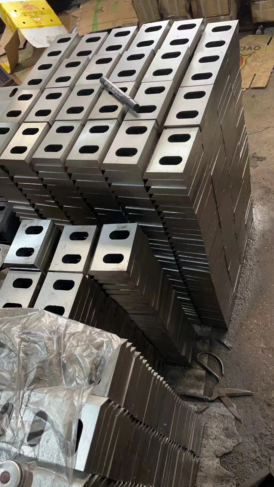 fabricante-de-cuchillas-trituradoras-de-plastico-01 