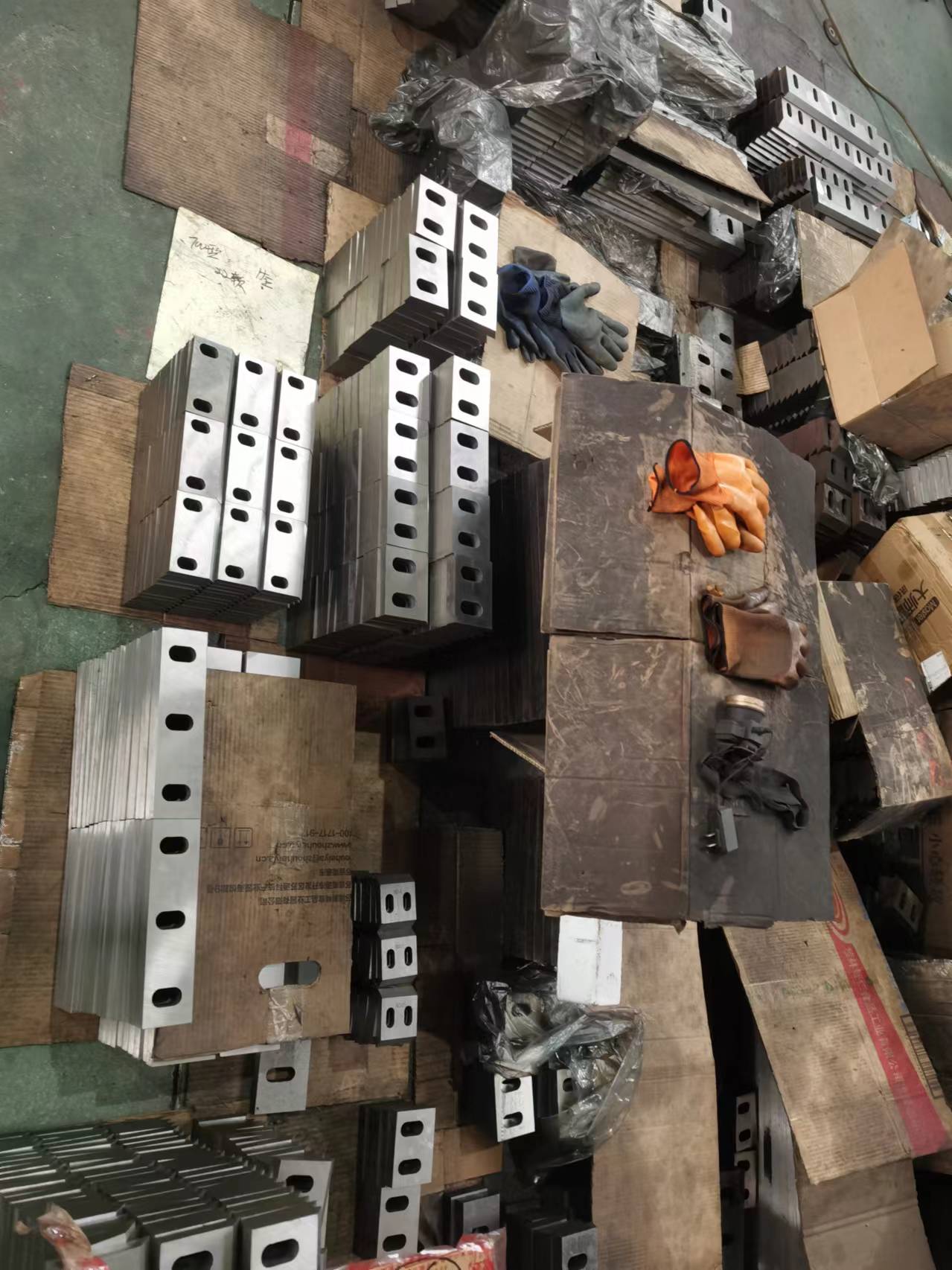 cuchillas-directas-de-fabrica