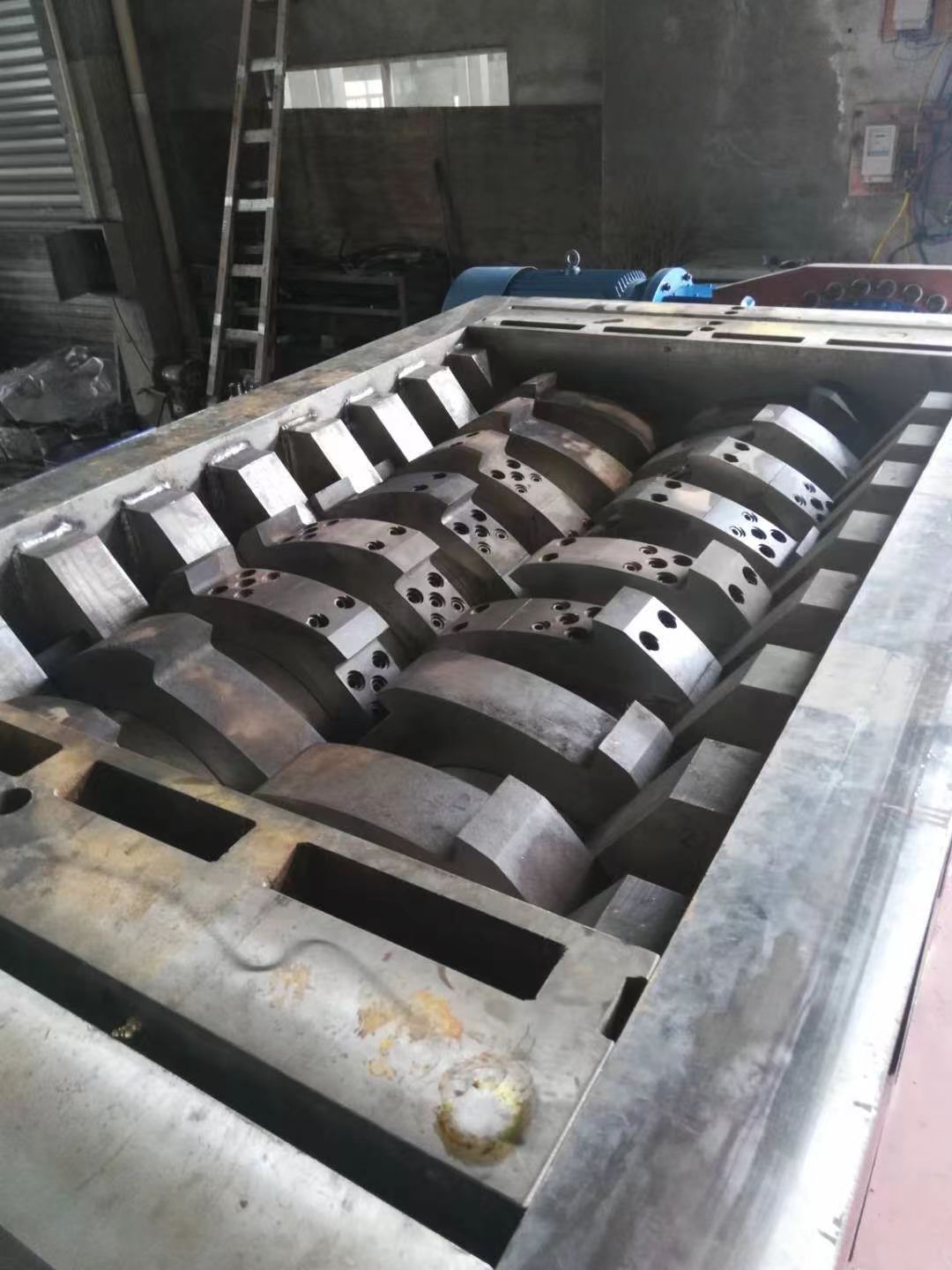 Cuchillas trituradoras de doble eje (13)