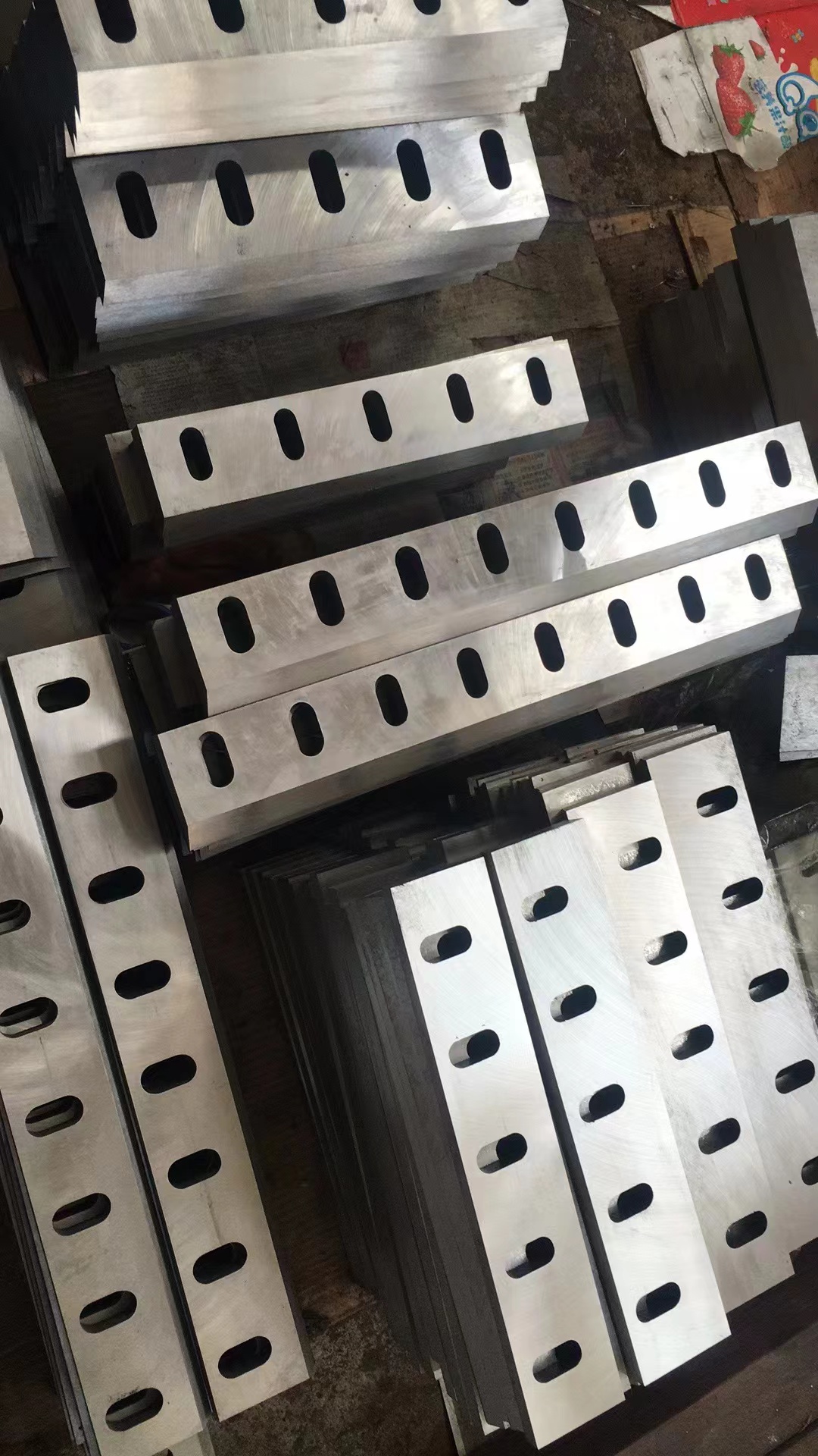 Cuchillas trituradoras de pl&aacute;stico (36) 