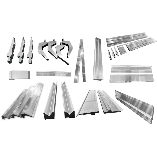 Matrices para plegadora de chapa fabricadas en acero 42CrMo con tecnología HardnessMap QC para precisión absoluta.
