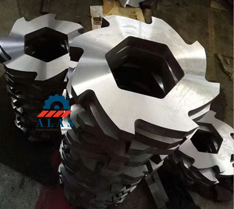 Cuchillas trituradoras de m&uacute;ltiples garras con orificio hexagonal para trituradoras de reciclaje de chatarra de doble eje