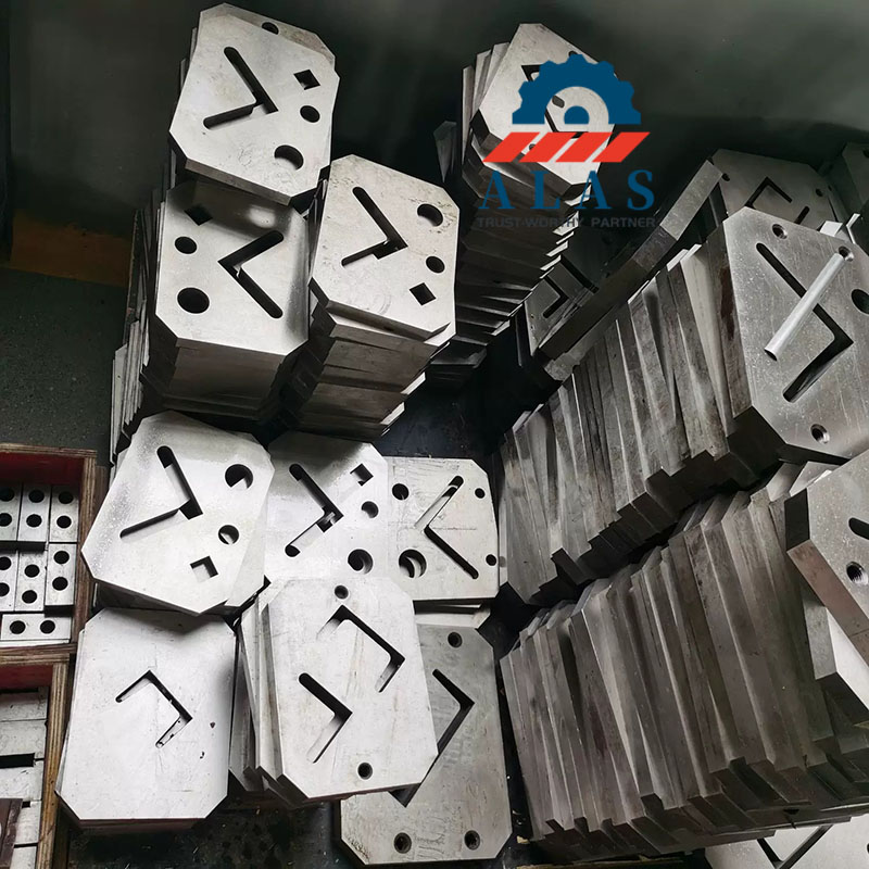 Producci&oacute;n en masa e inventario mayorista de cuchillas de corte universales para herreros para corte de hierro en &aacute;ngulo