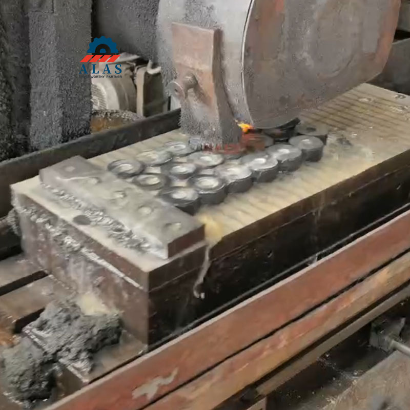 Proceso de rectificado de superficies de precisión de troqueles para herreros de acero D2 y DC53 de alta resistencia