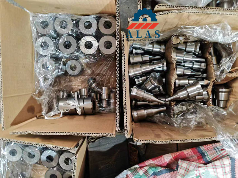 Gran inventario de punzones y matrices redondos est&aacute;ndar para herreros en el almac&eacute;n de ALAS para env&iacute;o de emergencia las 24 horas