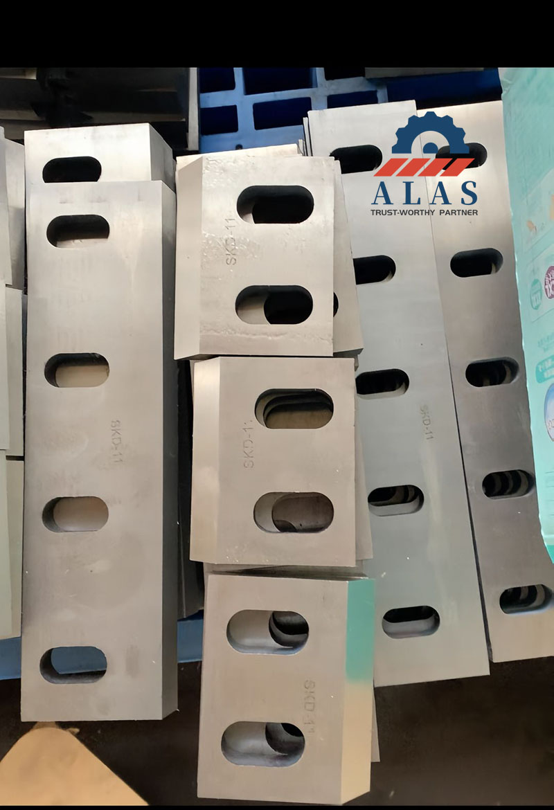 Cuchillas granuladoras de acero para herramientas SKD-11 fabricadas por ALAS